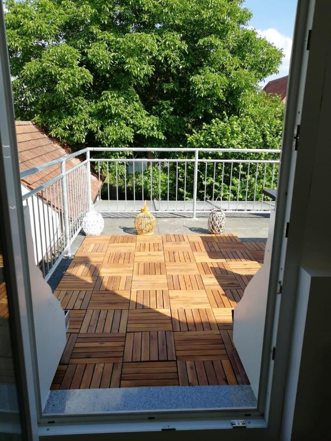 Frisch Renoviert Mit Dachterrasse - Geniesse Ruhe Und Grun Nahe Neustadt Aisch นอยชตัดท์ อัน เดอ ไอส์ช ภายนอก รูปภาพ