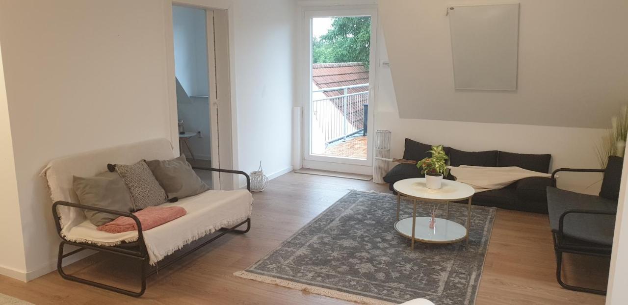 Frisch Renoviert Mit Dachterrasse - Geniesse Ruhe Und Grun Nahe Neustadt Aisch นอยชตัดท์ อัน เดอ ไอส์ช ภายนอก รูปภาพ